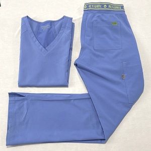 Med Couture Scrub Set - Small